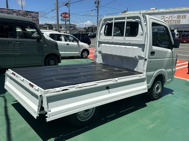 キャリートラック(スズキ)クリッパートラックDX MT届出済未使用車 9