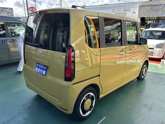 N-BOX(ホンダ)N-BOX ファッションスタイル コンフォートＰ届出済未使用車 10