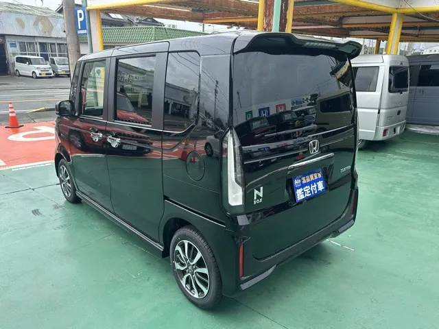 N-BOX(ホンダ)N-BOXカスタム届出済未使用車 2