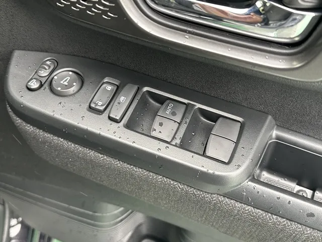 N-BOX(ホンダ)N-BOXカスタム 両側PSD届出済未使用車 13