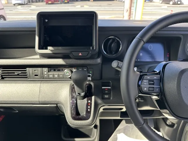 N-BOX(ホンダ)N-BOXカスタムターボ届出済未使用車 16