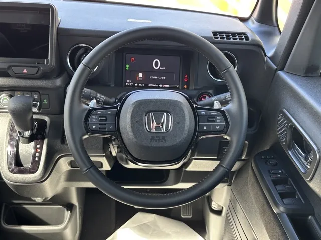 N-BOX(ホンダ)N-BOXカスタムターボ届出済未使用車 6