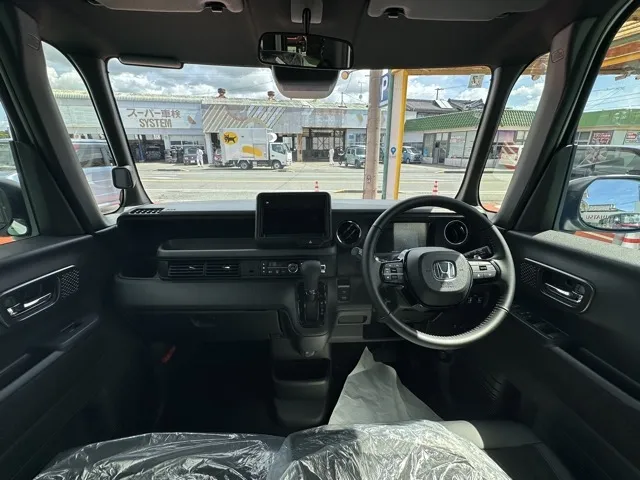 N-BOX(ホンダ)N-BOXカスタムターボ届出済未使用車 5