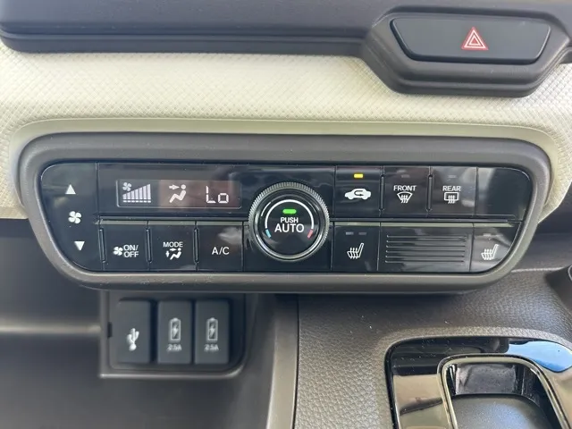 N-BOX(ホンダ)ＬレンタＵＰ 22