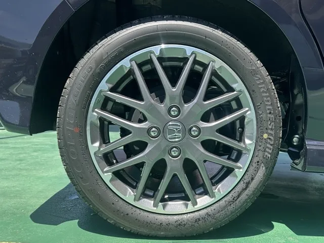 N-BOX(ホンダ)N-BOXカスタムターボ届出済未使用車 12
