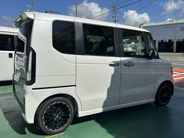N-BOX(ホンダ)N-BOXカスタムターボ コーディネートスタイル届出済未使用車 10