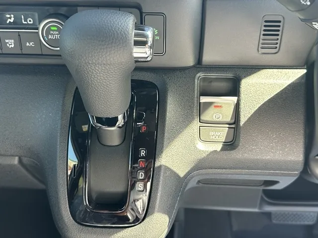 N-BOX(ホンダ)N-BOXカスタムターボ コーディネートスタイル届出済未使用車 15