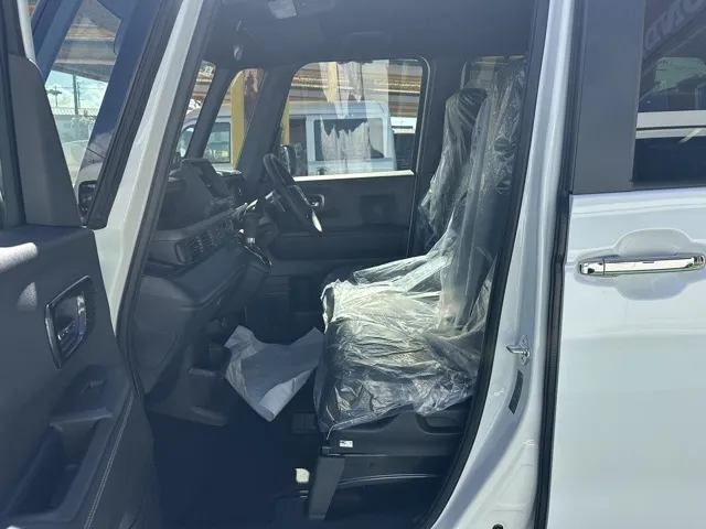 N-BOX(ホンダ)N-BOXカスタムターボ コーディネートスタイル届出済未使用車 3