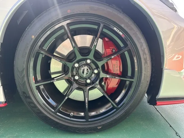 フェアレディZ(ニッサン)ニスモ AT中古車 9