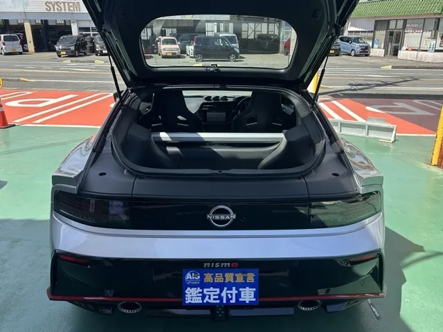 フェアレディZ(ニッサン)ニスモ AT中古車 4