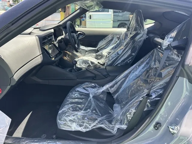 フェアレディZ(ニッサン)バージョンST 6MT登録済未使用車 3