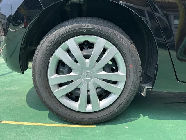 フィット(ホンダ)HOME（ホーム）中古車 11