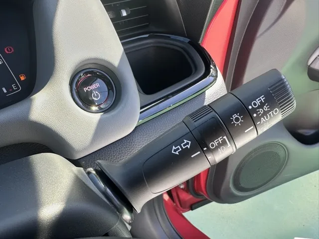 フィット(ホンダ)e：HEV RS中古車 12