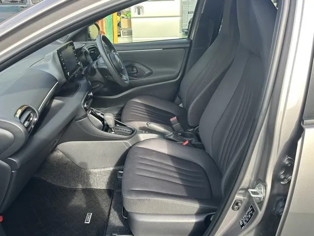ヤリス(トヨタ)Ｇ中古車 3