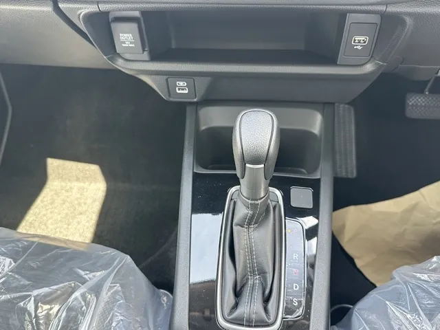 WR-V(ホンダ)X登録済未使用車 13