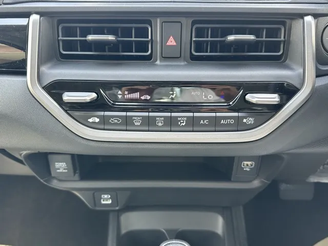 WR-V(ホンダ)X登録済未使用車 14