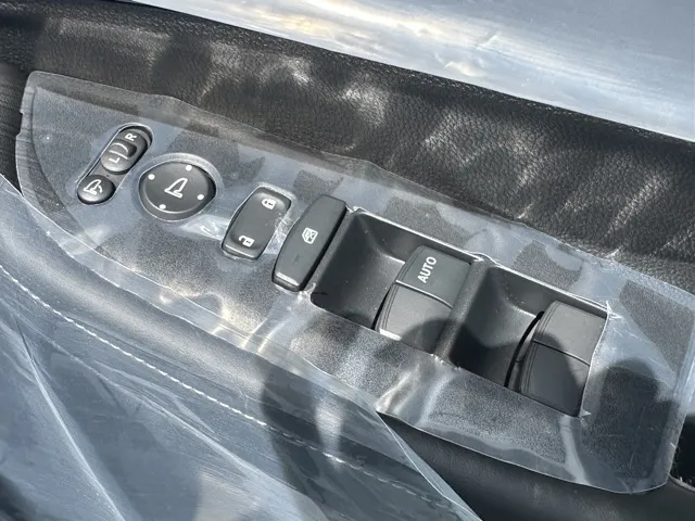 WR-V(ホンダ)Z登録済未使用車 12