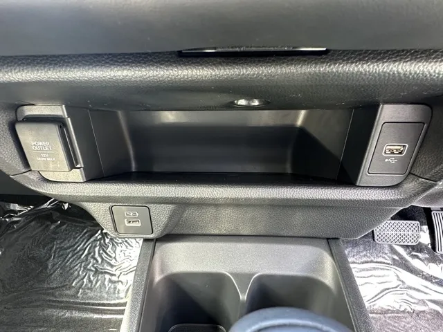 WR-V(ホンダ)Z登録済未使用車 18