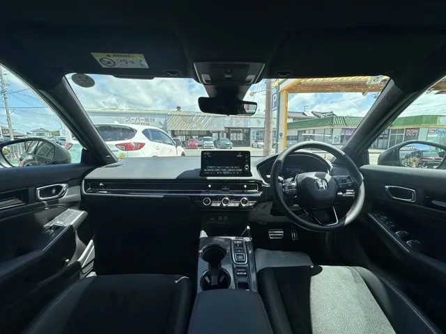 シビック(ホンダ)e：HEV中古車 5