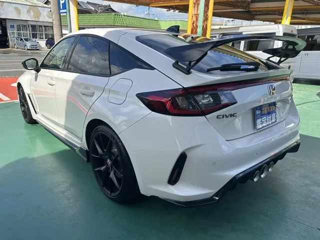 シビック(ホンダ)タイプR登録済未使用車 2