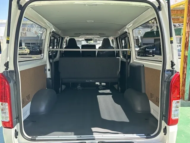 ボンゴ(マツダ)GL 4WD ディーゼル登録済未使用車 12