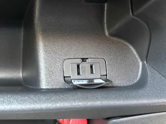 ボンゴ(マツダ)GL 4WD ディーゼル登録済未使用車 24