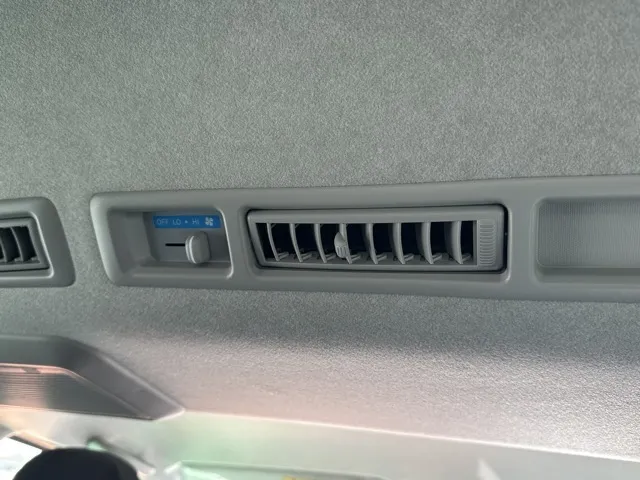 ボンゴ(マツダ)GL 4WD ディーゼル登録済未使用車 8