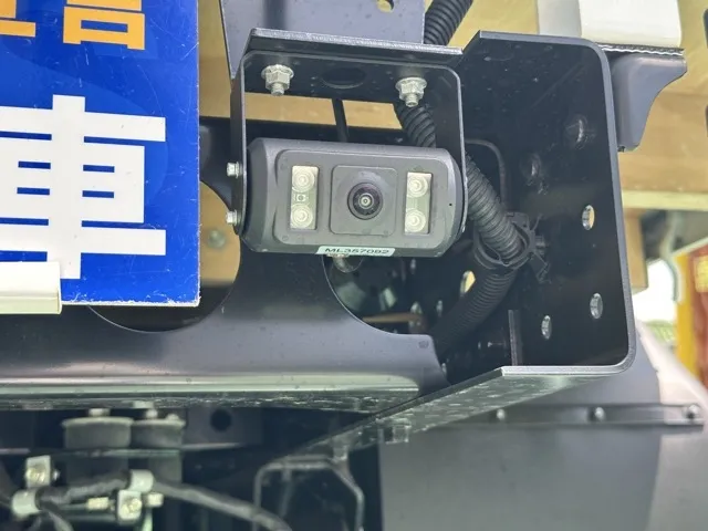 キャンター(三菱)Wキャブ　２ｔ　５ＭＴ登録済未使用車 9