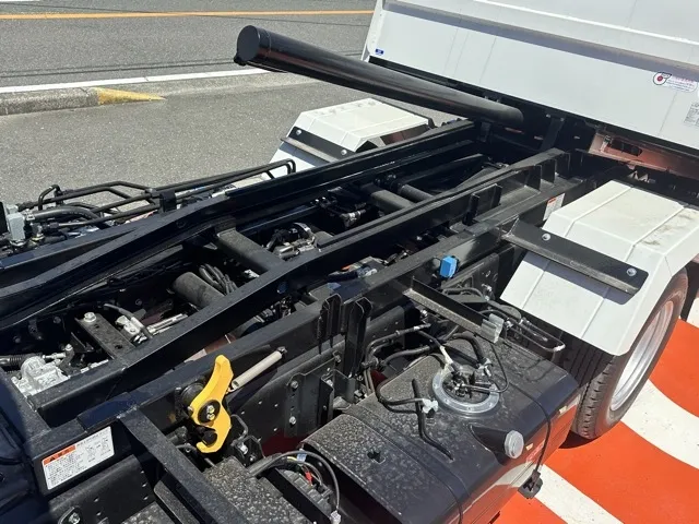 キャンター(三菱)３ｔ ローダースライドダンプレンタ登録済未使用車 3