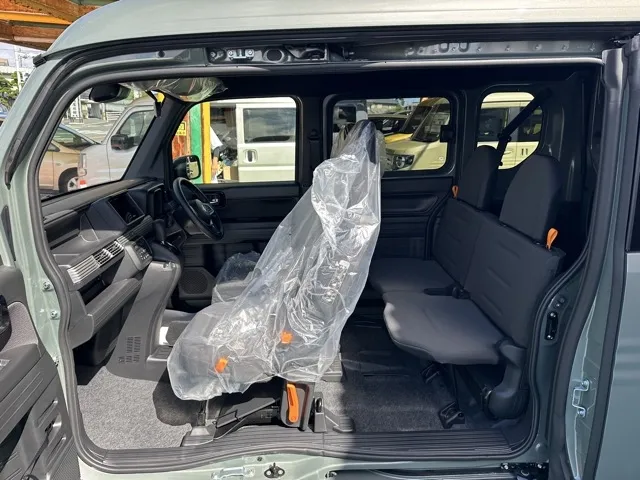 N-VAN(ホンダ)FUNターボ届出済未使用車 4