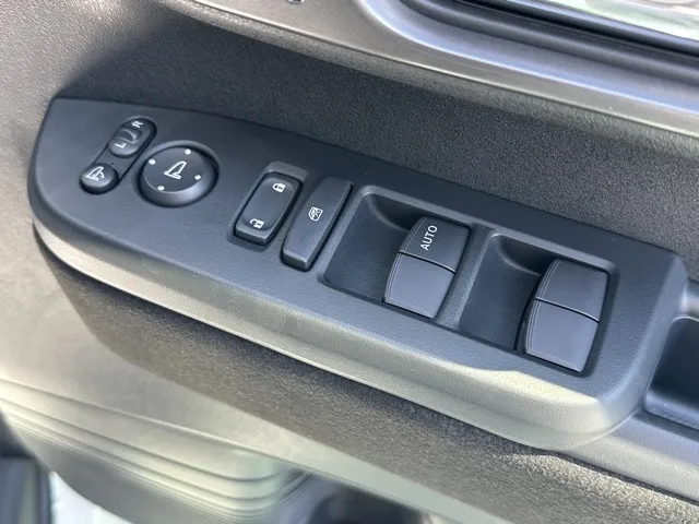 N-BOX(ホンダ)N-BOXカスタムターボ届出済未使用車 14