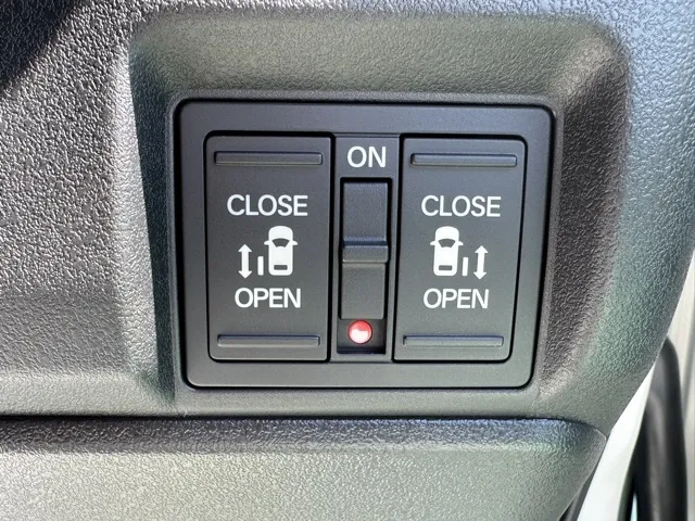 N-BOX(ホンダ)N-BOXカスタムターボ届出済未使用車 15