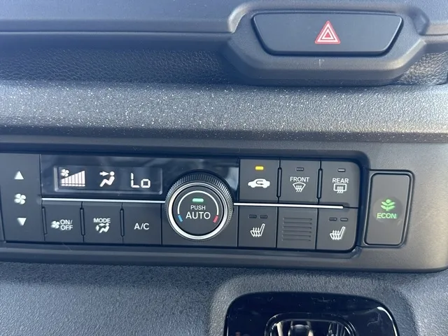 N-BOX(ホンダ)N-BOXカスタムターボ届出済未使用車 18