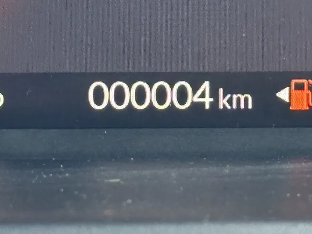 N-BOX(ホンダ)N-BOXカスタムターボ届出済未使用車 23