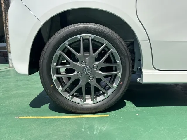 N-BOX(ホンダ)N-BOXカスタムターボ届出済未使用車 11