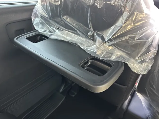N-BOX(ホンダ)N-BOXカスタムターボ届出済未使用車 6