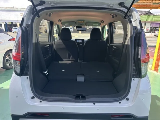 eKクロス(三菱)G中古車 9