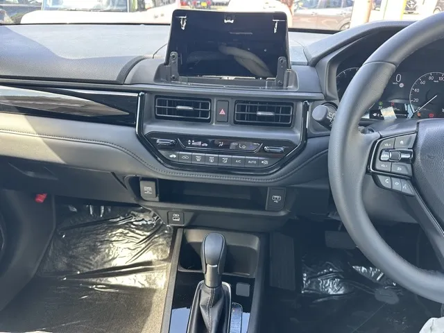 WR-V(ホンダ)Z ブラックスタイル登録済未使用車 19