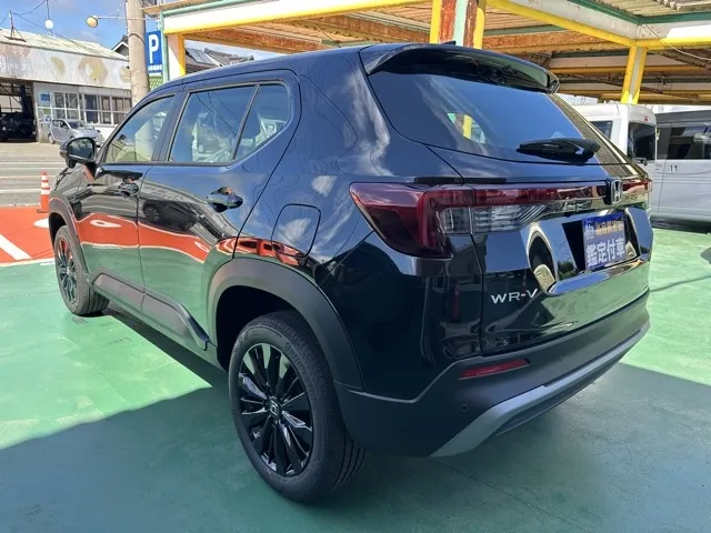 WR-V(ホンダ)Z ブラックスタイル登録済未使用車 2
