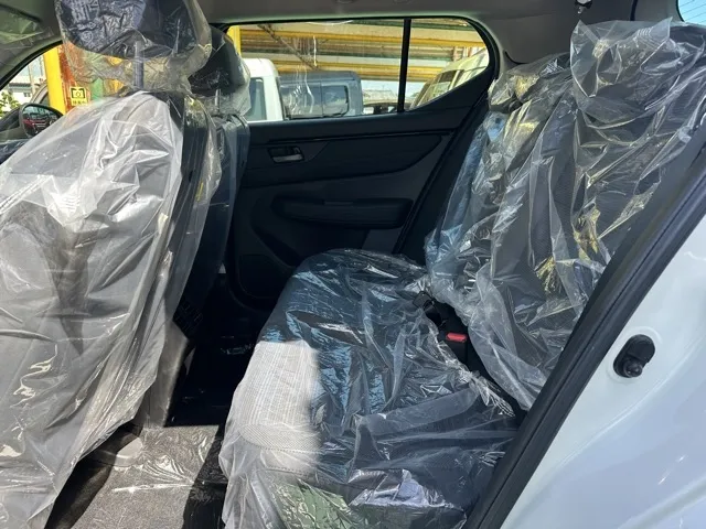 WR-V(ホンダ)Z ブラックスタイル登録済未使用車 4