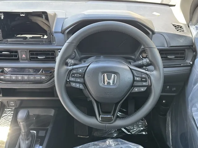 WR-V(ホンダ)Z ブラックスタイル登録済未使用車 6