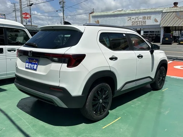WR-V(ホンダ)Z+ ブラックスタイル登録済未使用車 11