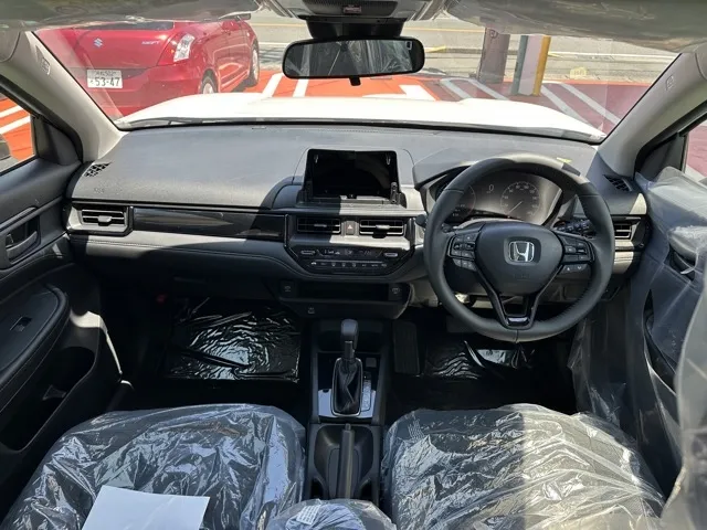 WR-V(ホンダ)Z+ ブラックスタイル登録済未使用車 6