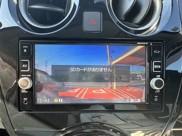 ノート(ニッサン)eパワーX中古車 17