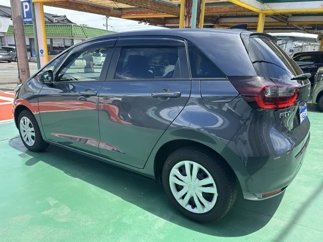 フィット(ホンダ)e：HEV ホーム中古車 2