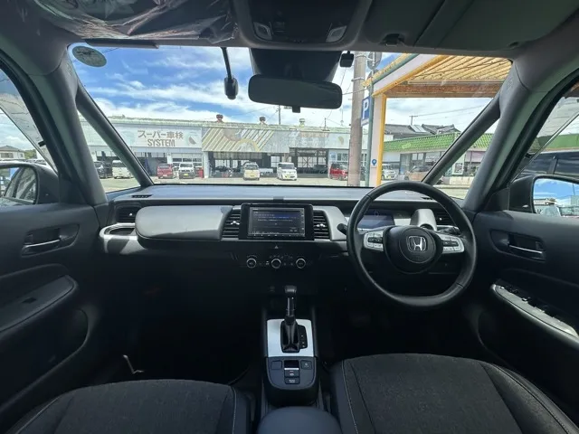 フィット(ホンダ)e：HEV ホーム中古車 5