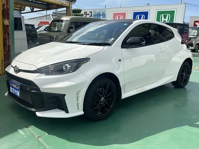GRヤリス(トヨタ)RC ４WD 6MT中古車 1