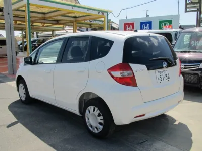 フィット(ホンダ)G-Fパッケージ未使用車 2