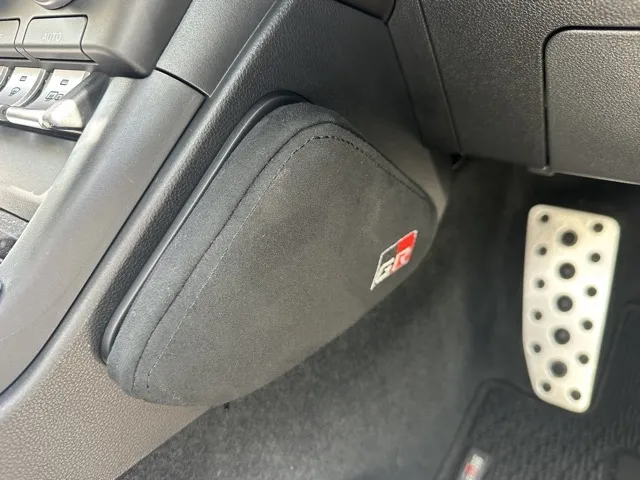 GR86(トヨタ)RZ AT中古車 14