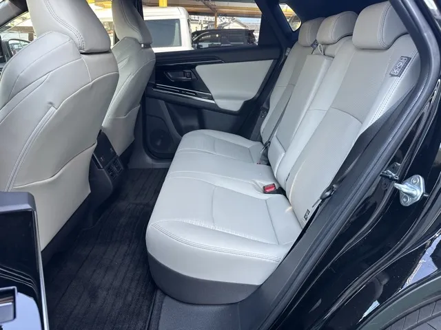 bZ4X(トヨタ)Z中古車 4